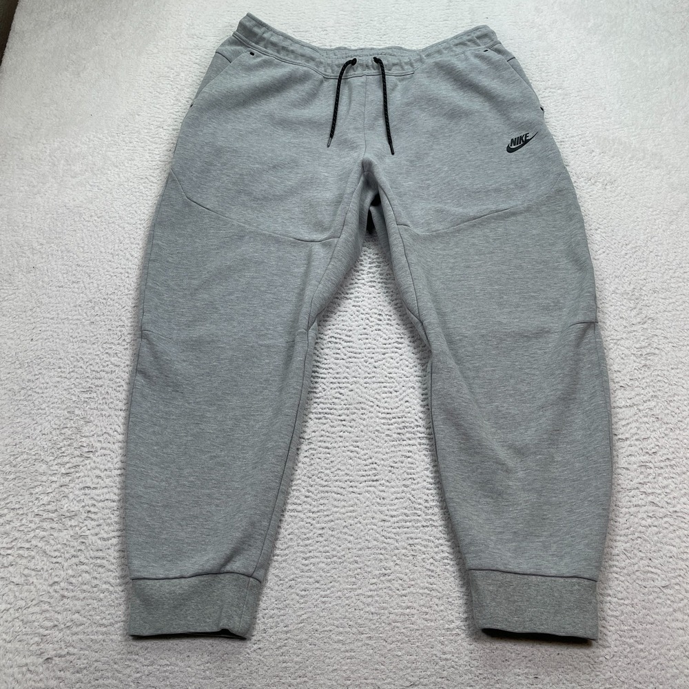 Nike Sportswear Tech Fleece Joggers Mens XL 36x26 Sweatpants Gray CU4495-063
